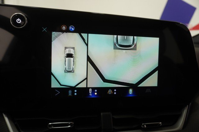 2026 Chevrolet Equinox LT - Photo 32