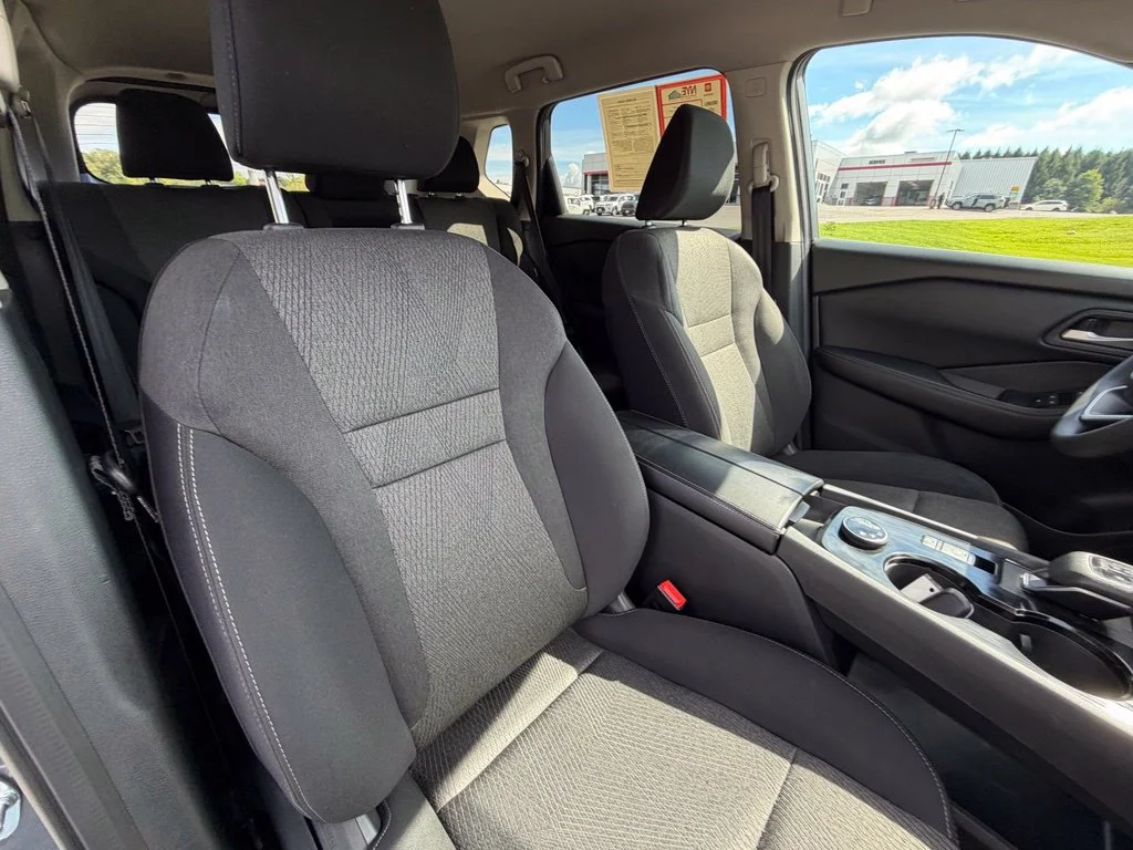 Used 2024 Gray Nissan SV image 40