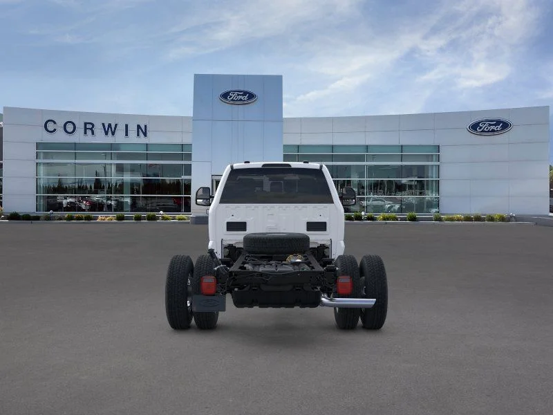 2025 Ford F-350 Super Duty Chassis Cab XL - Photo 6