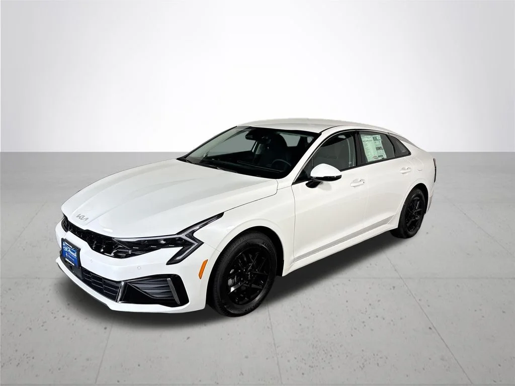 New 2026 Snow White Pearl Kia LXS FWD image 2