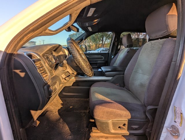 Used 2019 White Ram Big Horn image 4