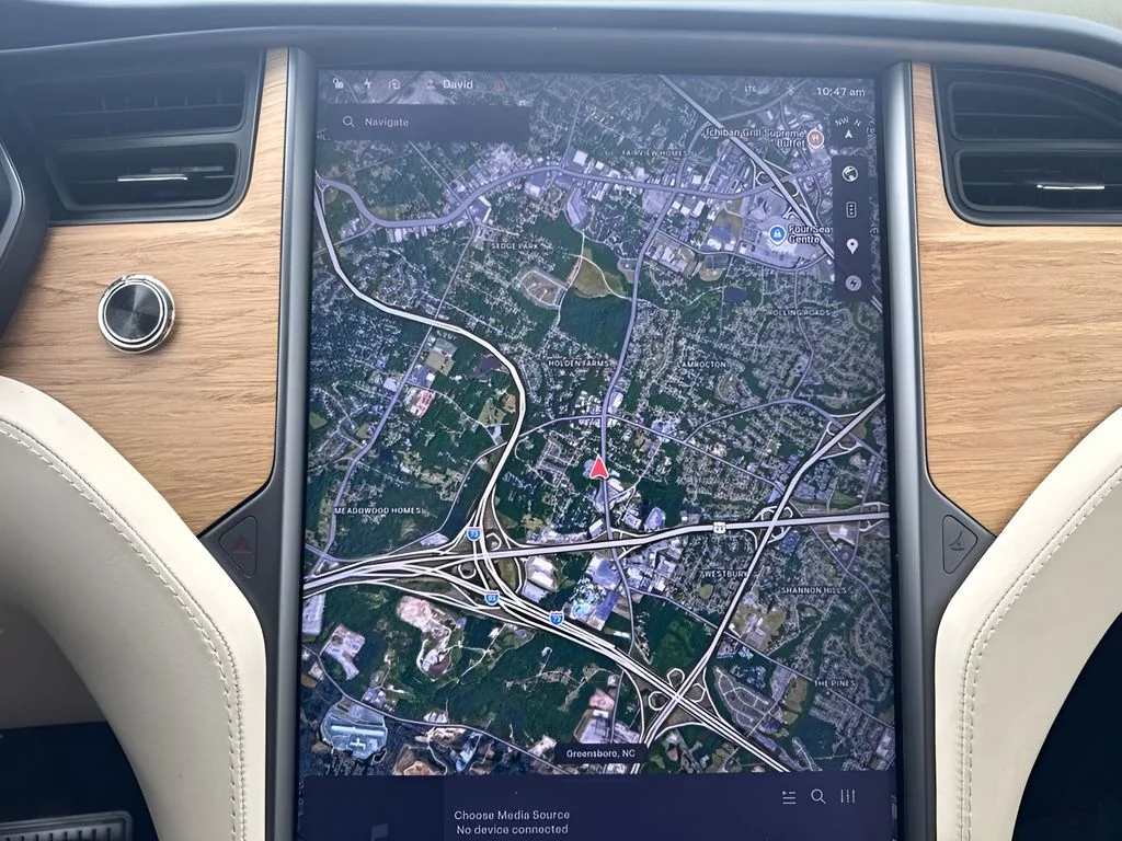 Used 2019  Tesla 100D image 21