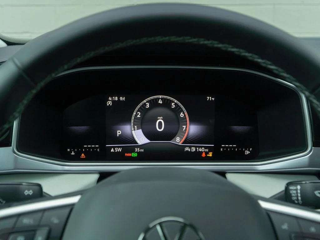 New 2026 Green Volkswagen 1.5T SE image 11