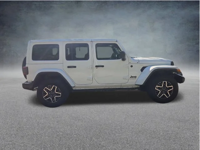 Used 2026 White Jeep Sahara image 8
