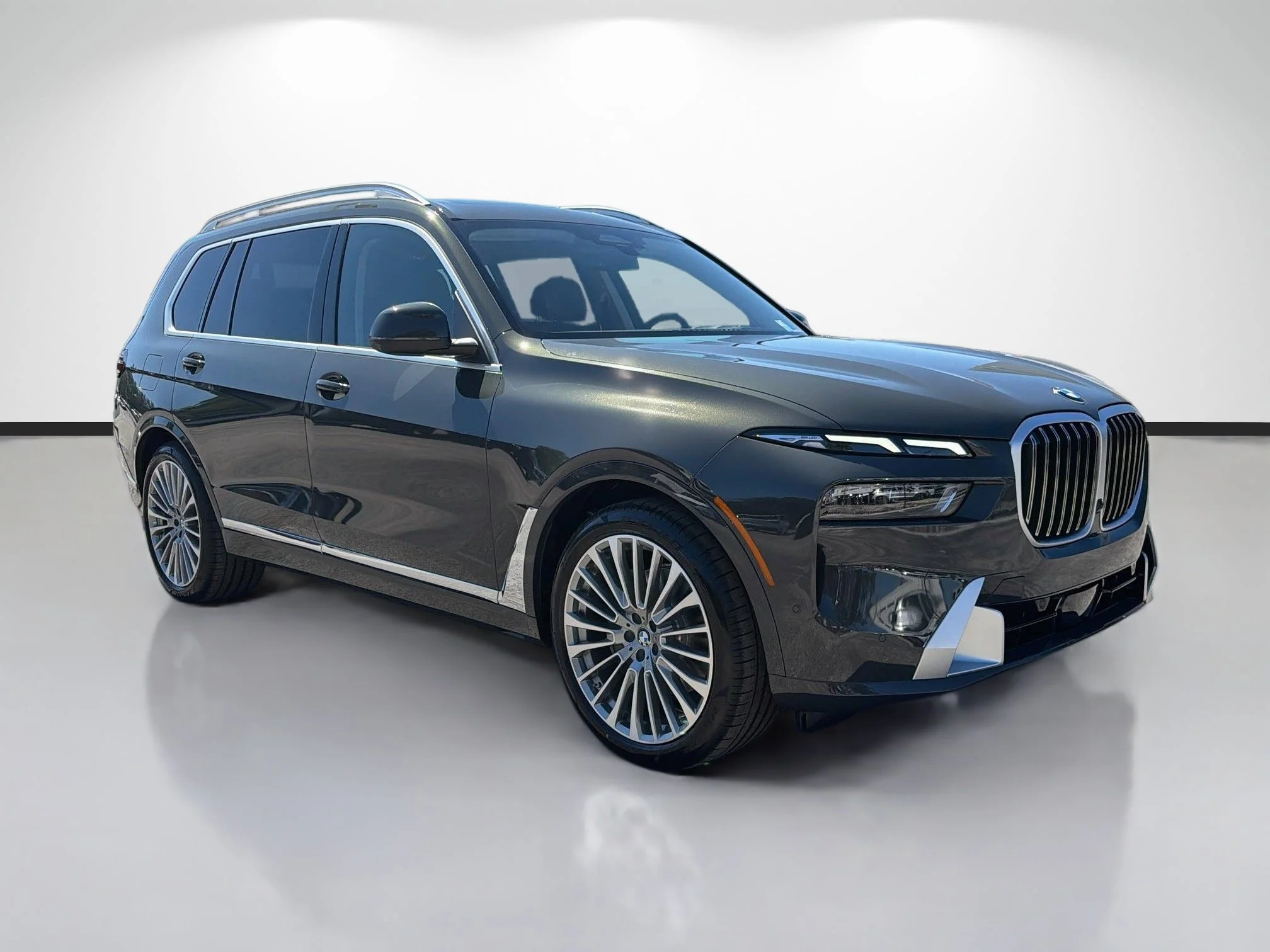 New 2027 Dravit Grey Metallic BMW xDrive40i image 1