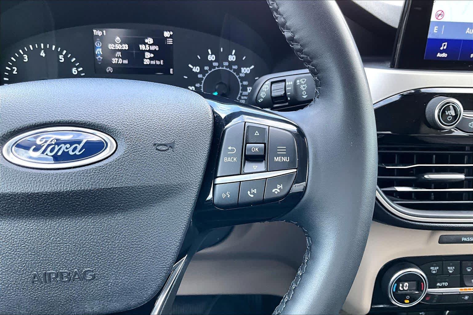 Used 2021 Rapid Red Metallic Tinted Clearcoat Ford SEL image 25
