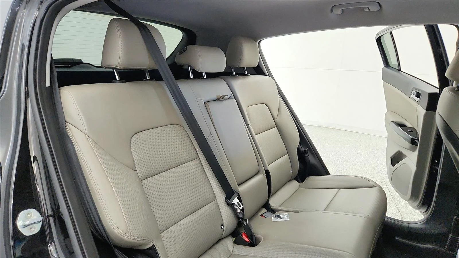 Used 2021 Black Cherry Kia EX image 38