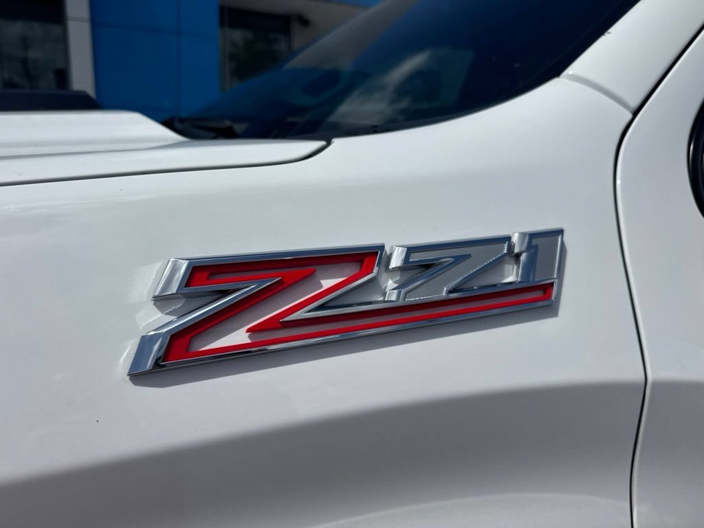 Used 2024 Summit White Chevrolet Custom Trail Boss image 8