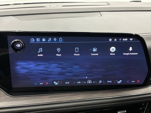 Used 2025 Black Chevrolet Z71 image 32