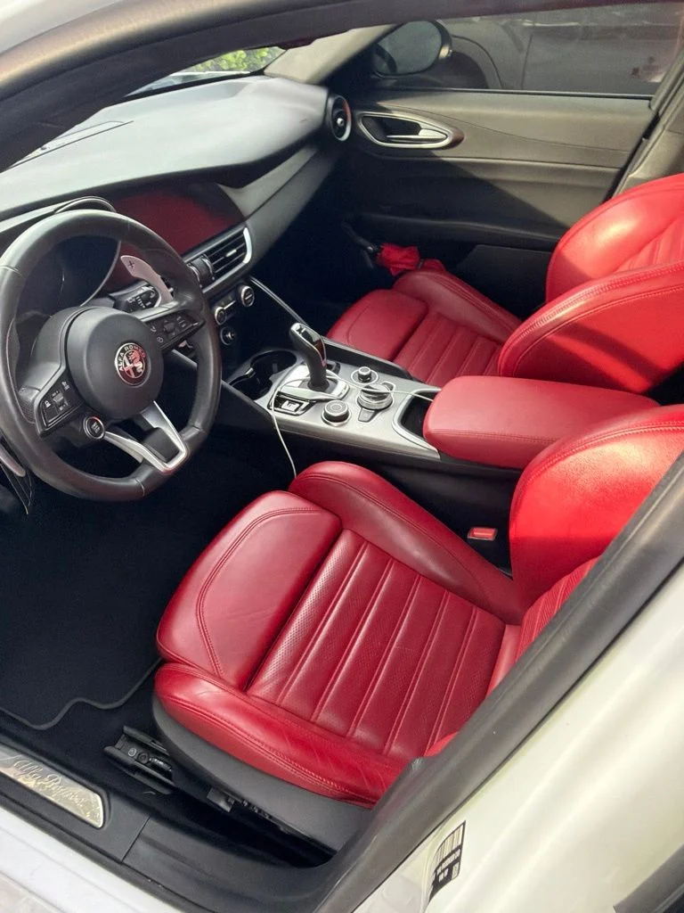 Used 2024 White Alfa Romeo Veloce image 11