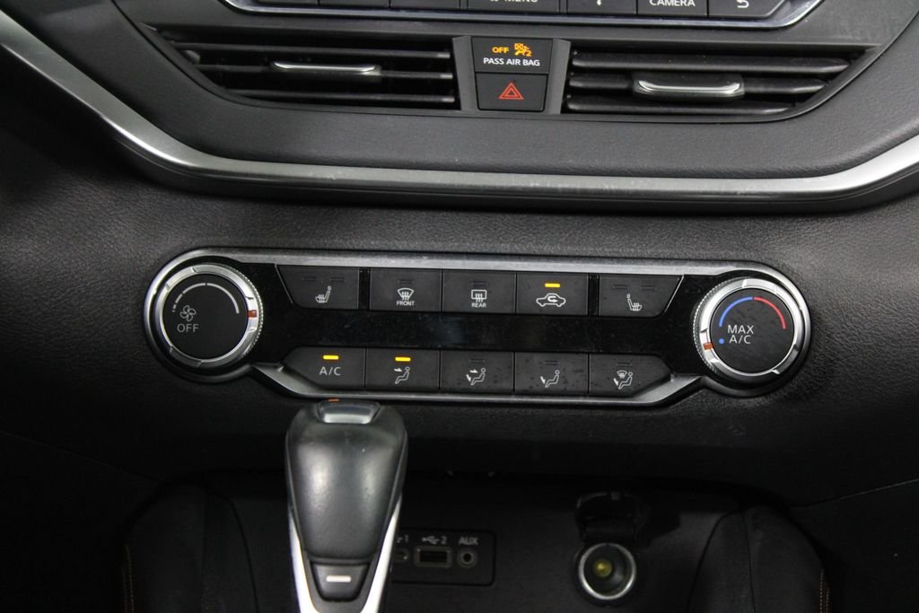 2019 Nissan Altima SR - Photo 21