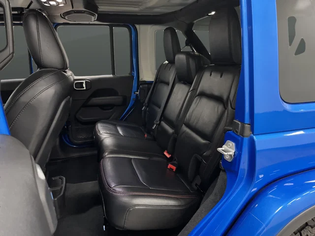 Used 2022 Blue Pearl Jeep Unlimited Rubicon image 28