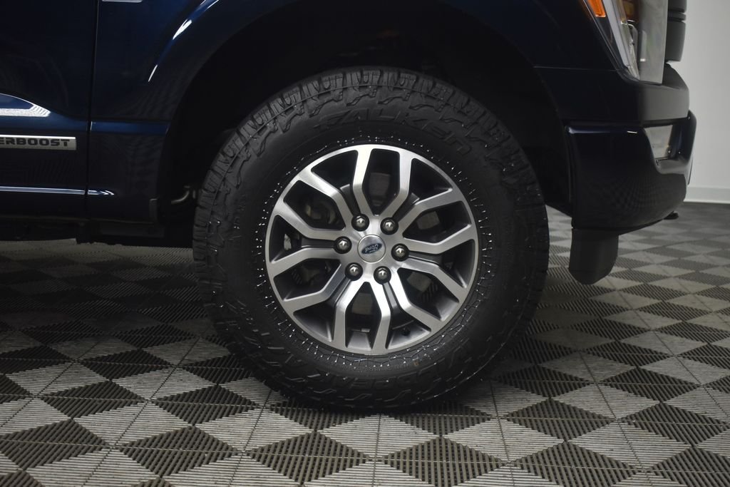 Used 2022 Atlas Blue Metallic Ford Lariat image 27