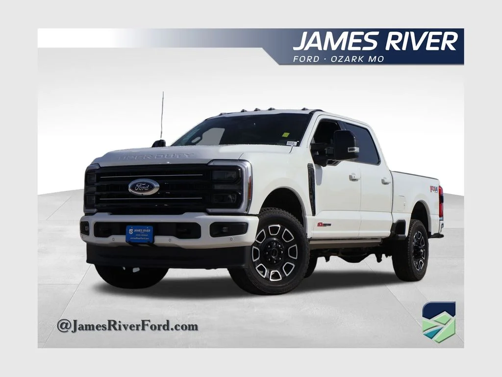 New 2026 Star White Metallic Tri-Coat Ford F-350® Platinum® image 1