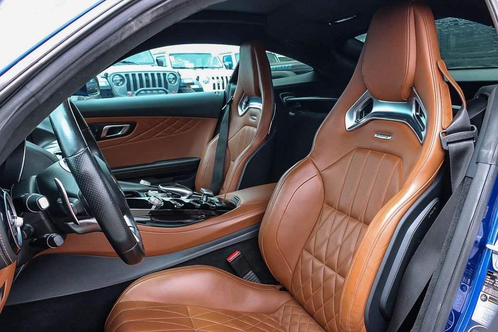 Used 2017 Brilliant Blue Mercedes-Benz Base image 18
