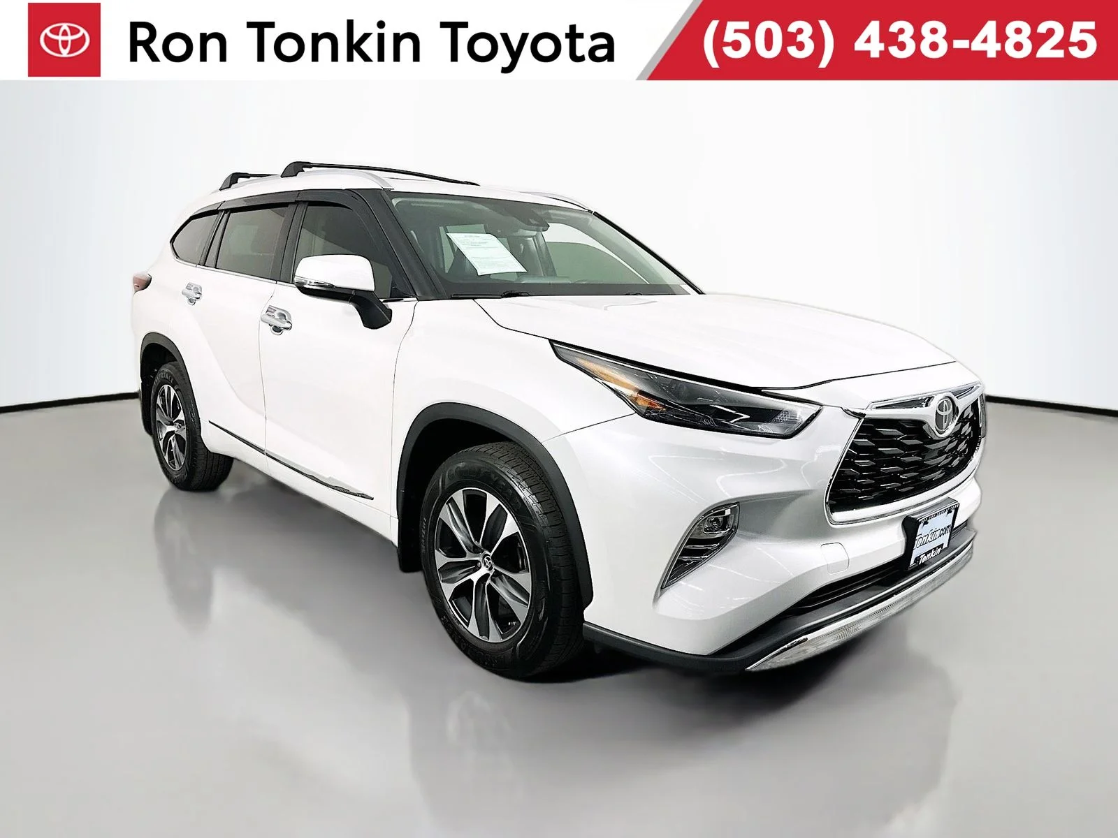 2024 Toyota Highlander XLE AWD's photo