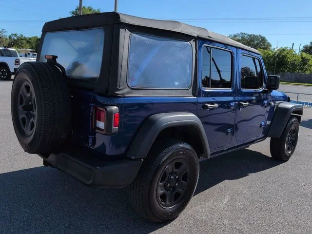 Used 2018 Blue Jeep Unlimited Sport image 4