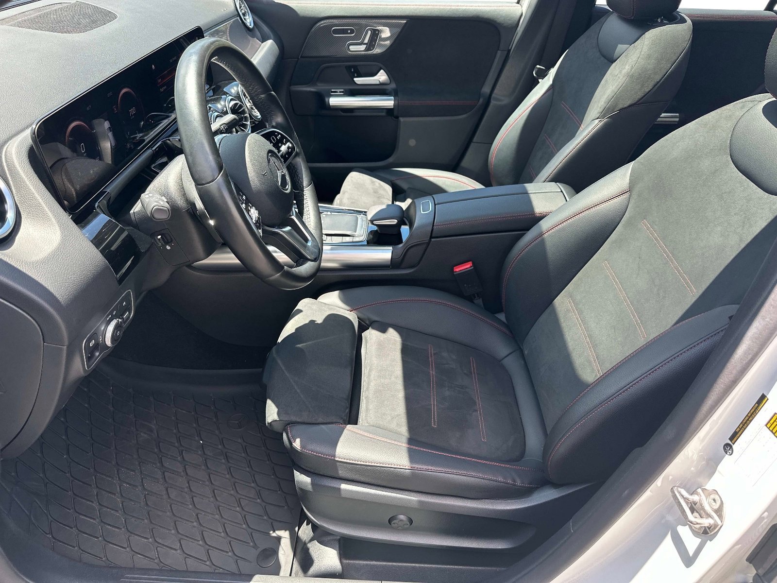 Certified Used 2022 Polar White Mercedes-Benz GLA 250 image 19