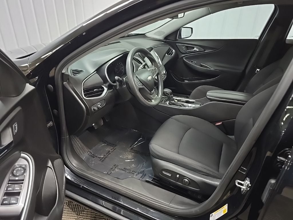 Used 2023 Black Chevrolet LT image 28