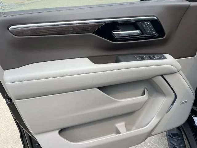 2026 Chevrolet Tahoe Z71 - Photo 10