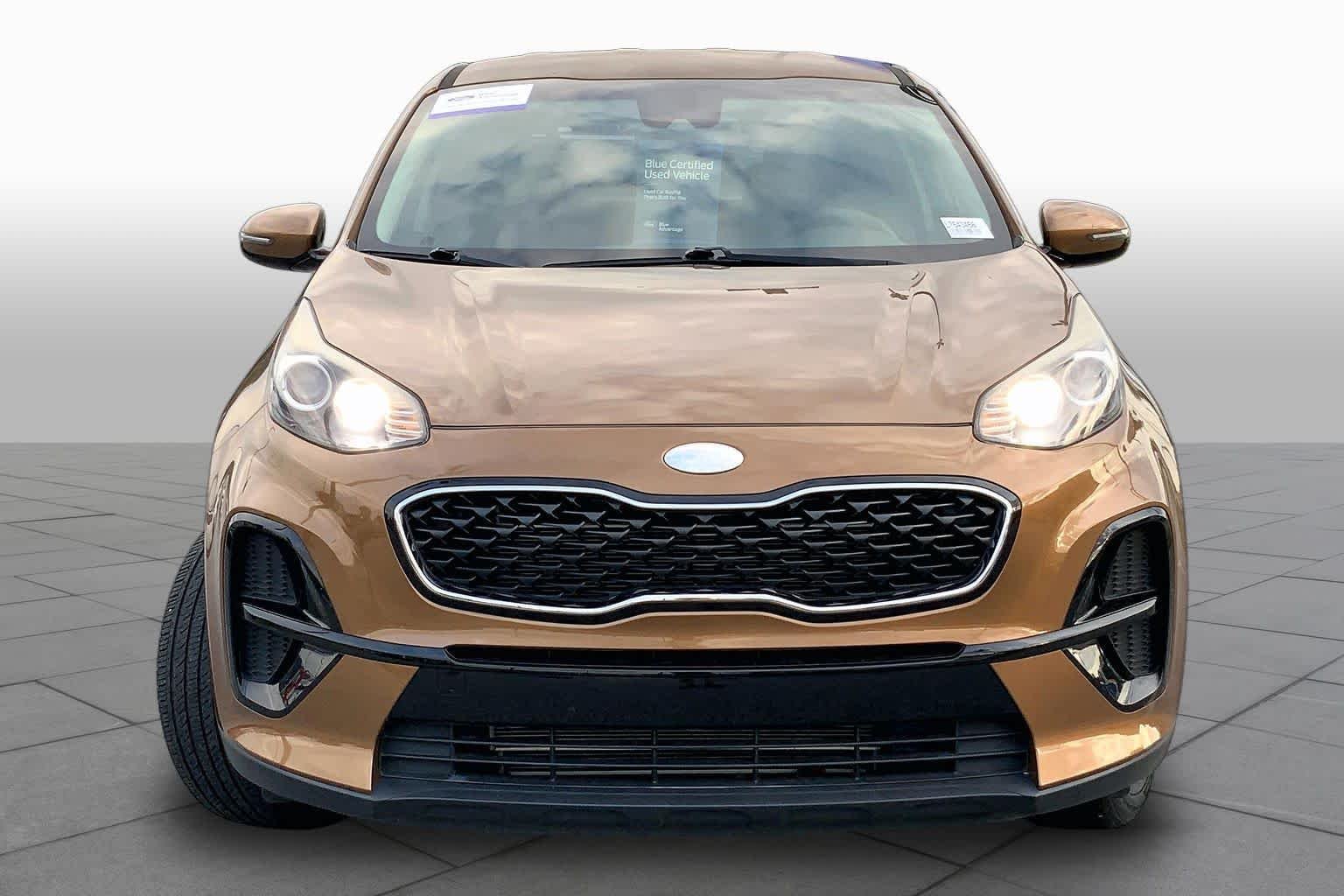 Used 2020 Burnished Copper Kia LX image 4
