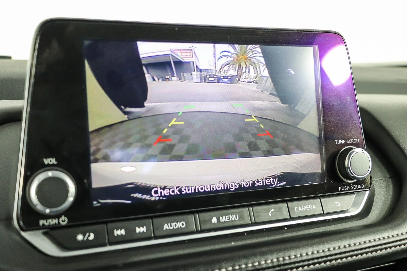 Used 2024 White Nissan S image 25