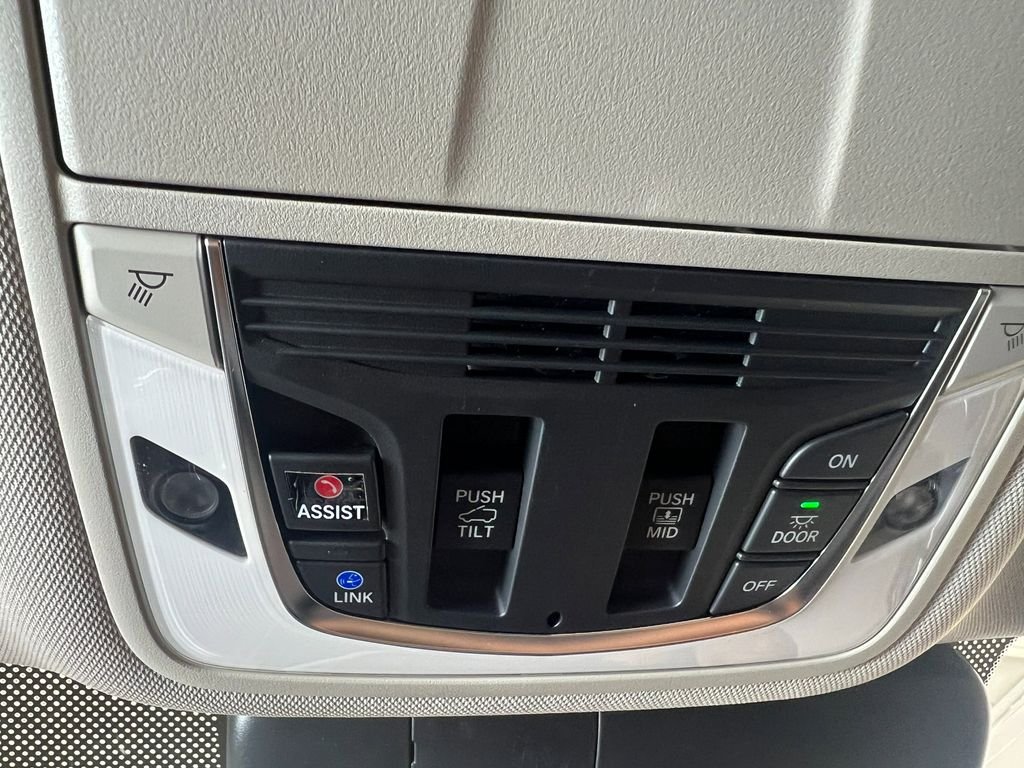 New 2026 Platinum White Pearl Acura Technology Package image 22