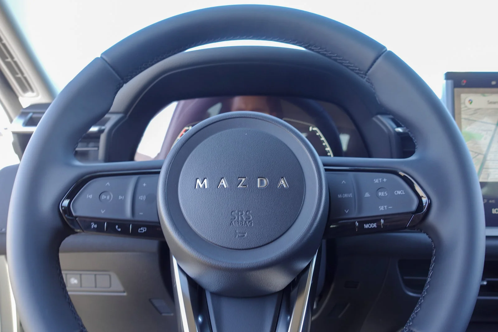 New 2026 Rhodium White Metallic Mazda 2.5 S Select image 17