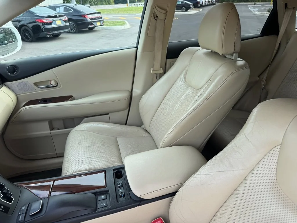 Used 2013 White Lexus 350 image 7