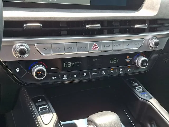 Used 2025 Gray Kia EX X-Line image 18