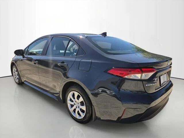 Used 2026 Underground Toyota LE image 3