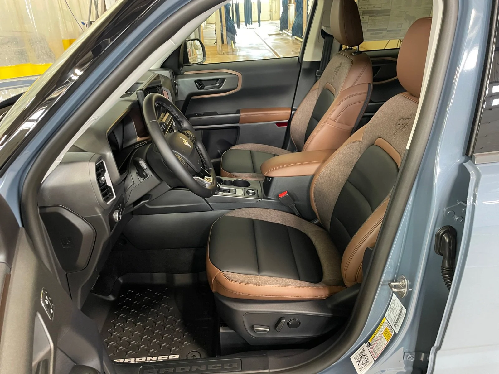 New 2026 Azure Grey Metallic Tri-Coat Ford Outer Banks image 19