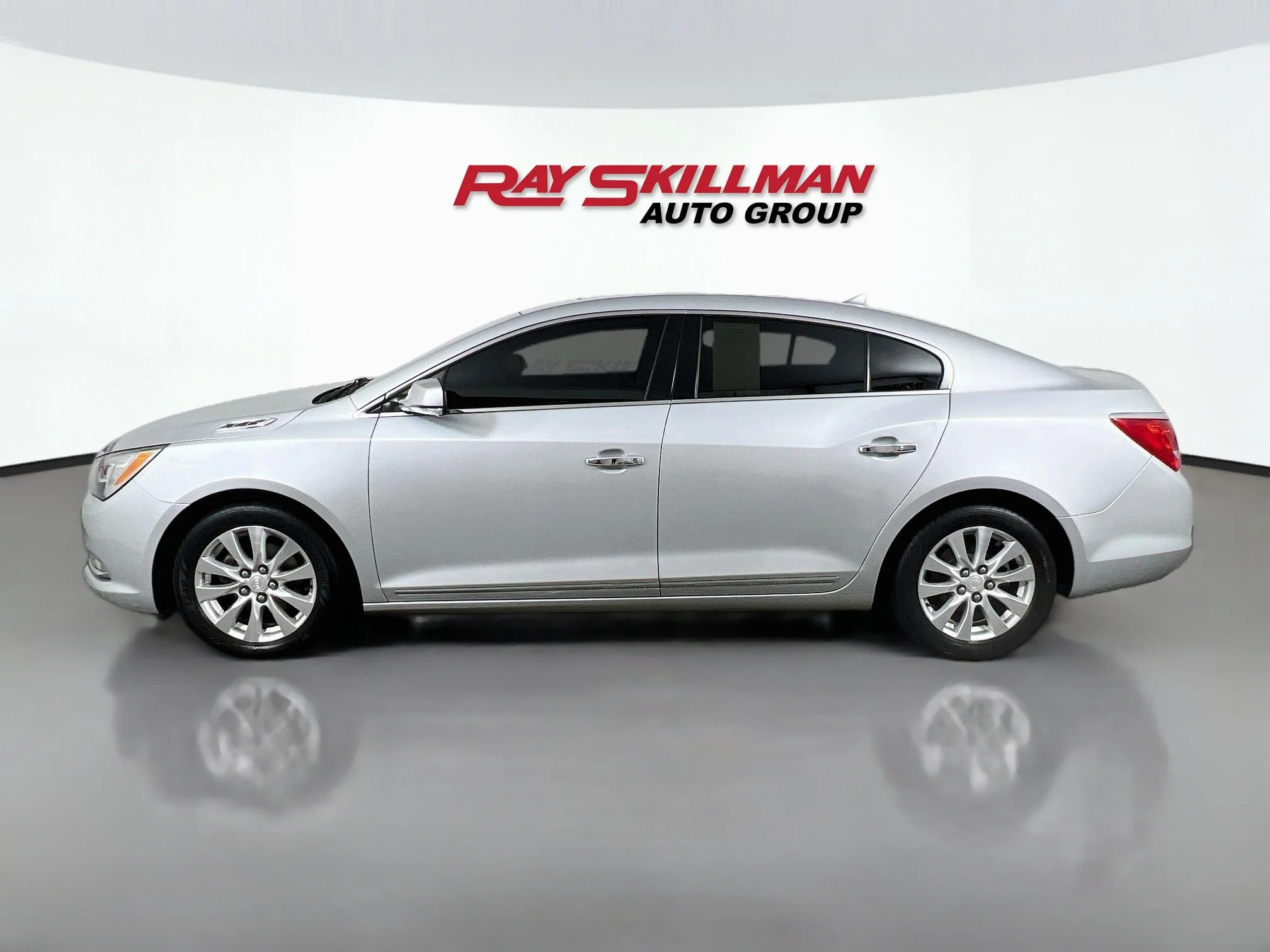 Used 2014 Quicksilver Metallic Buick LEATHER image 4