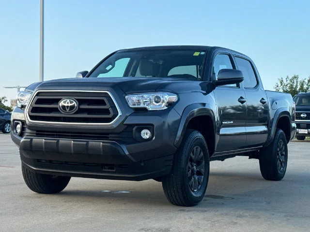Used 2023 Gray Toyota SR5 image 3