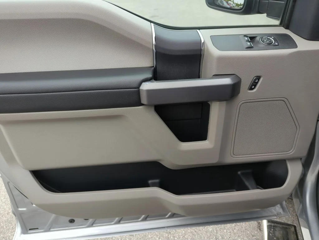 Used 2022 Silver Ford XLT image 17