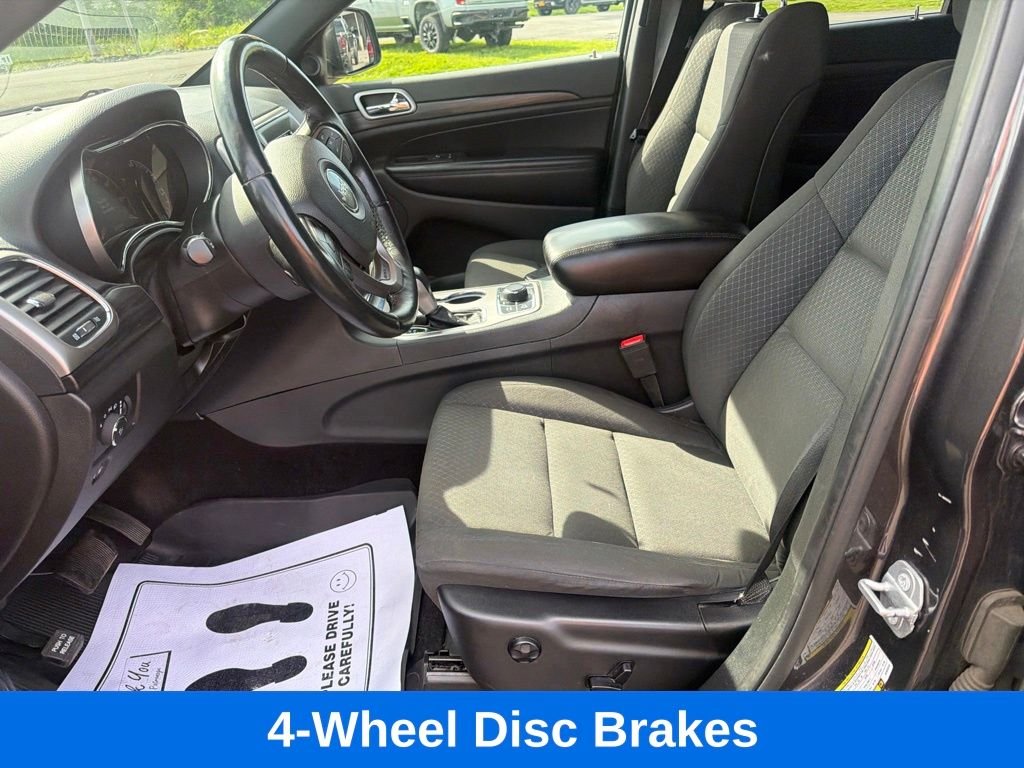 Used 2019 Gray Jeep Laredo E image 13