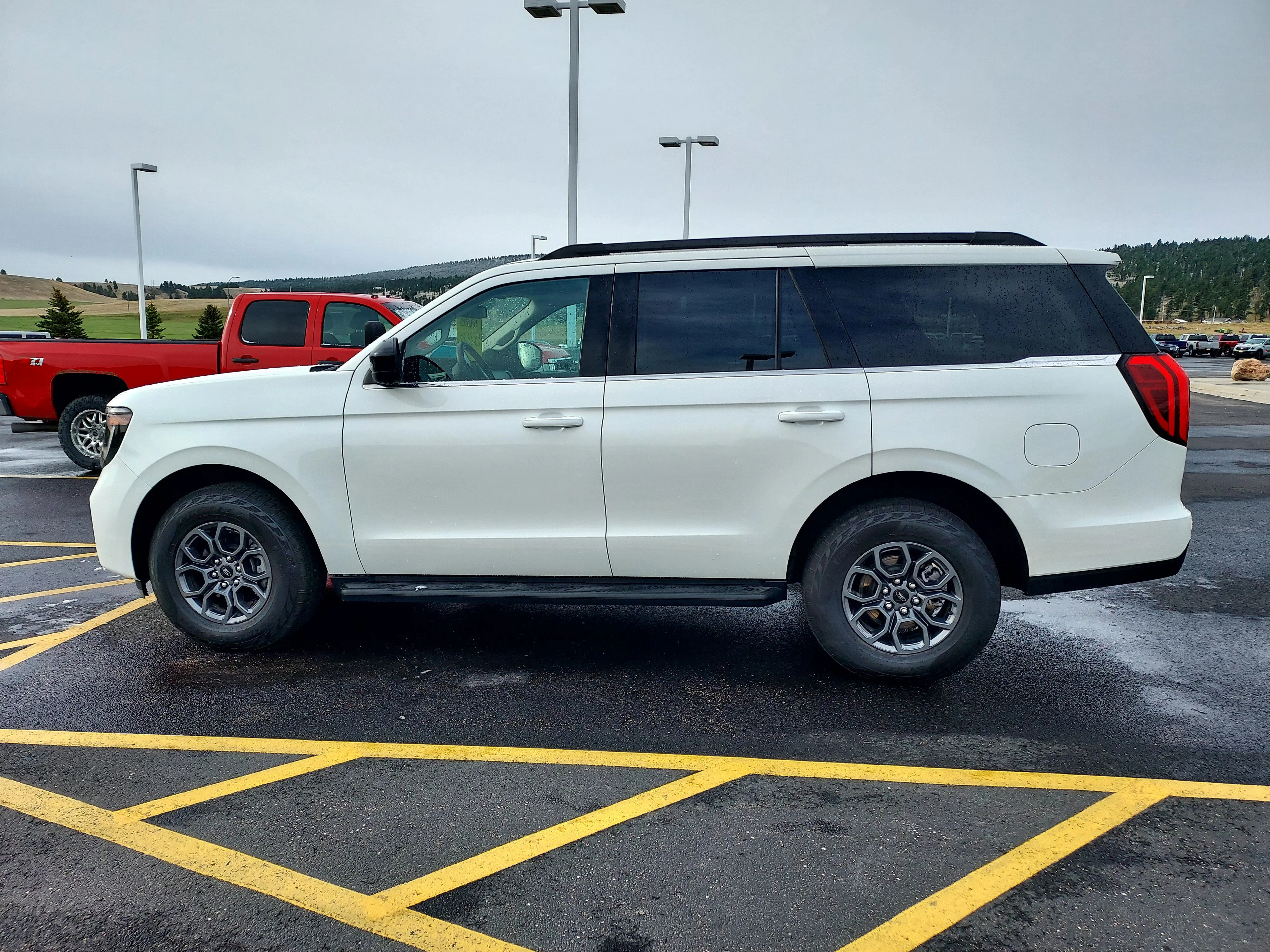 Used 2025 White Ford Active image 5