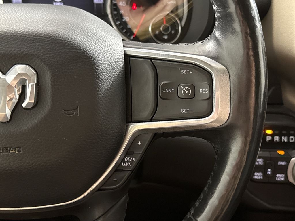 2019 RAM Ram 1500 Pickup Laramie - Photo 17