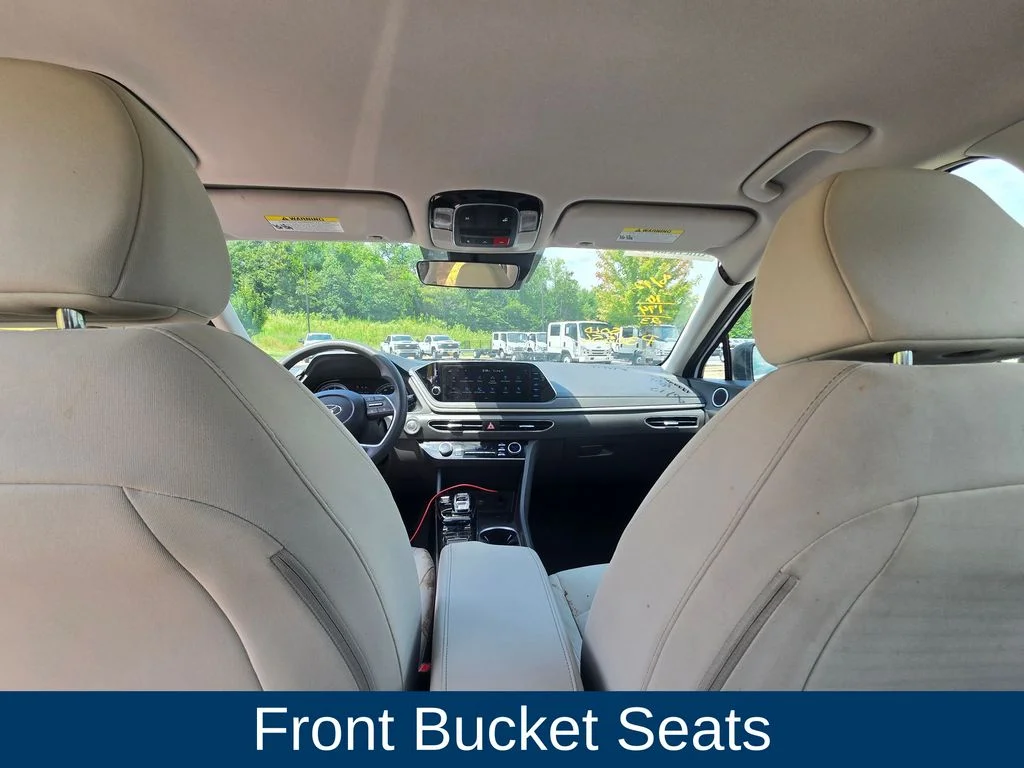 Used 2023 White Hyundai SEL image 19