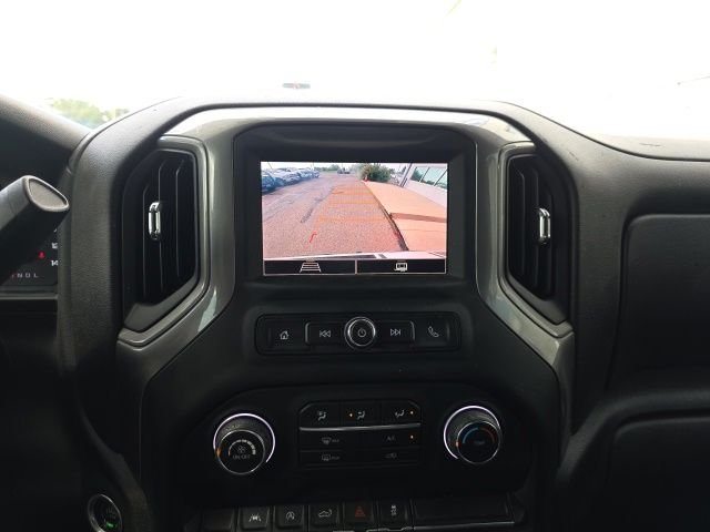 Used 2023 White Chevrolet Custom image 15