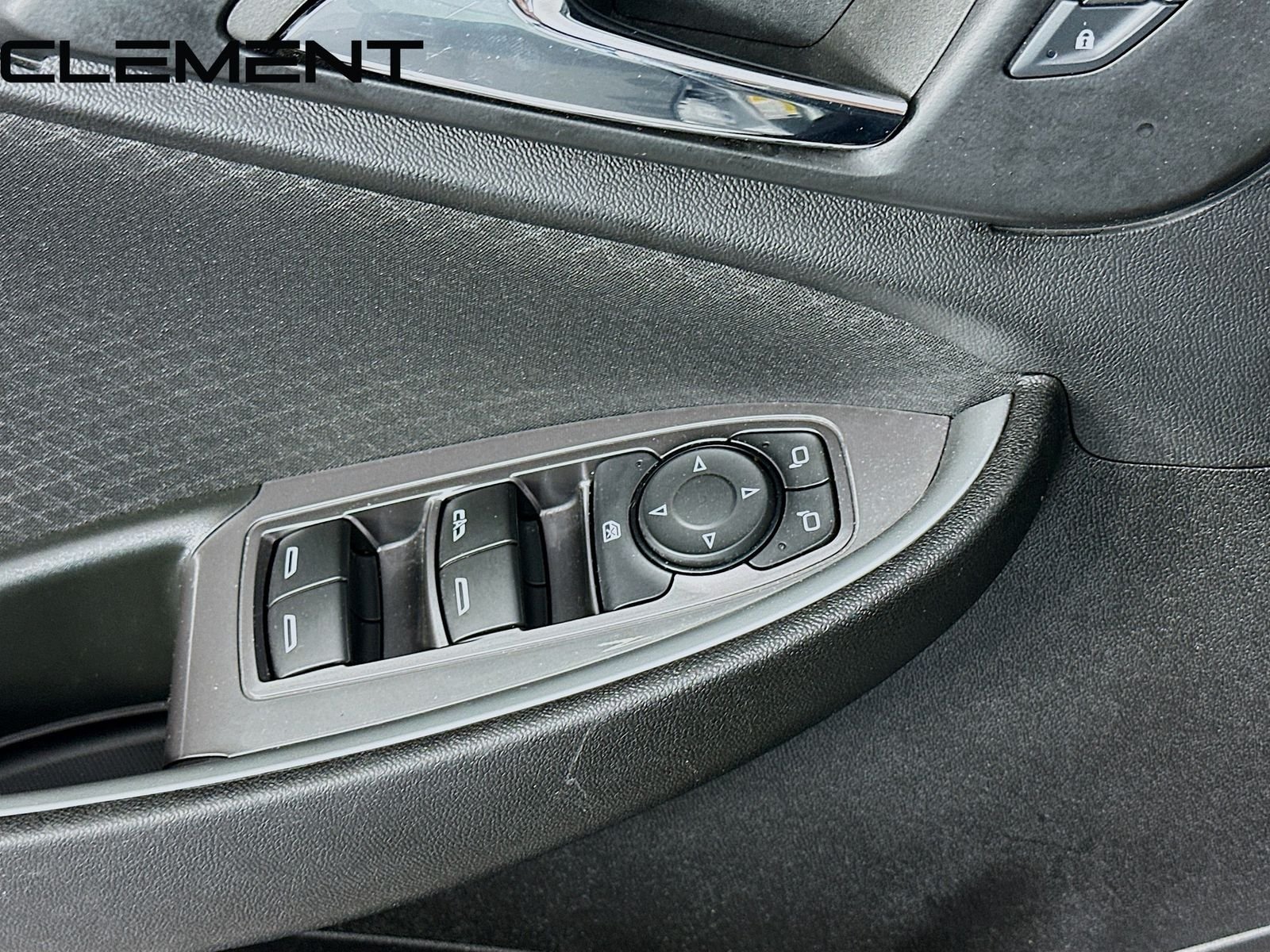 Used 2024 Gray Chevrolet LT image 25