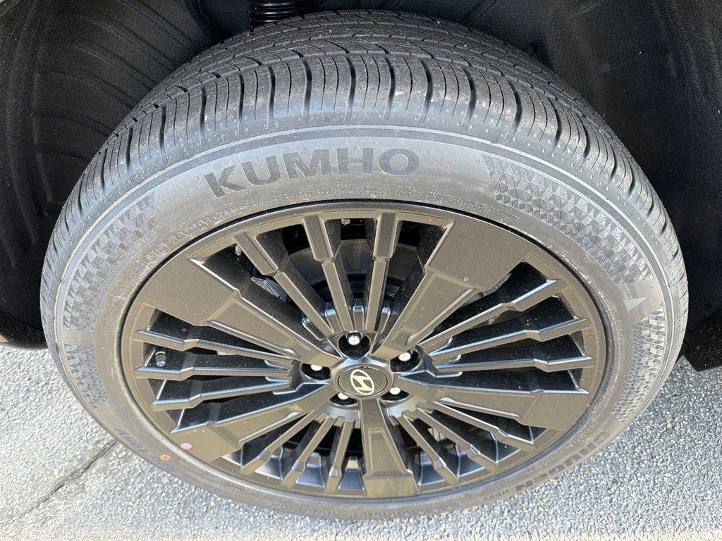 New 2026 Black Hyundai Calligraphy image 17