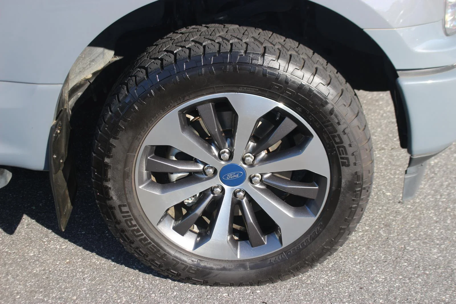 Used 2020 Grey Ford XL image 35