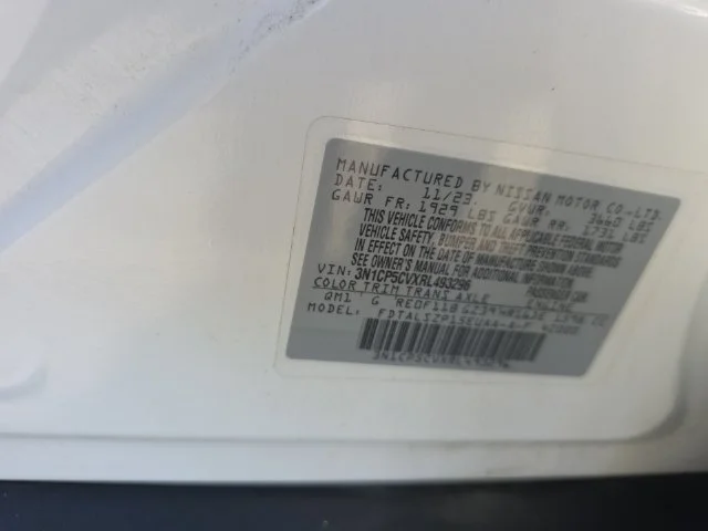 Used 2024 White Nissan SV image 33