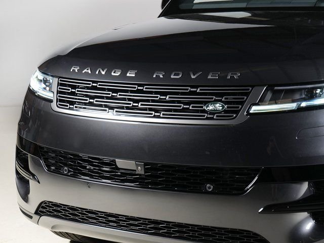 New 2026 Carpathian Grey Land Rover SE image 27