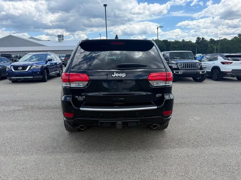 Used 2020 Black Jeep Overland image 7