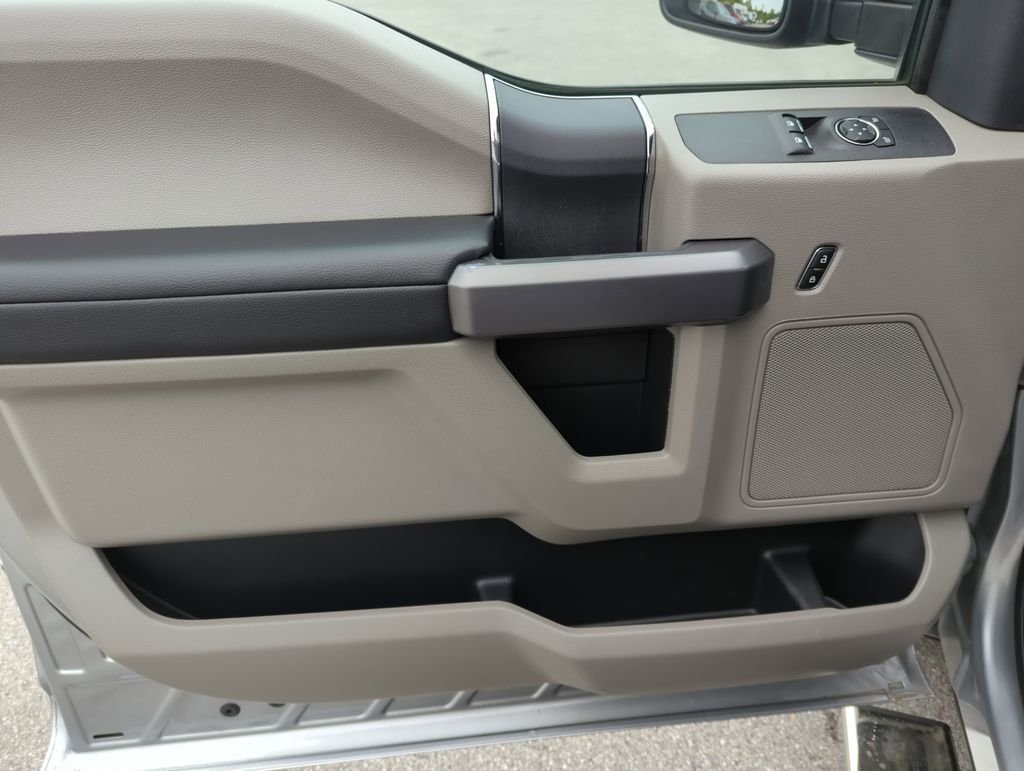Used 2022 Silver Ford XLT image 17