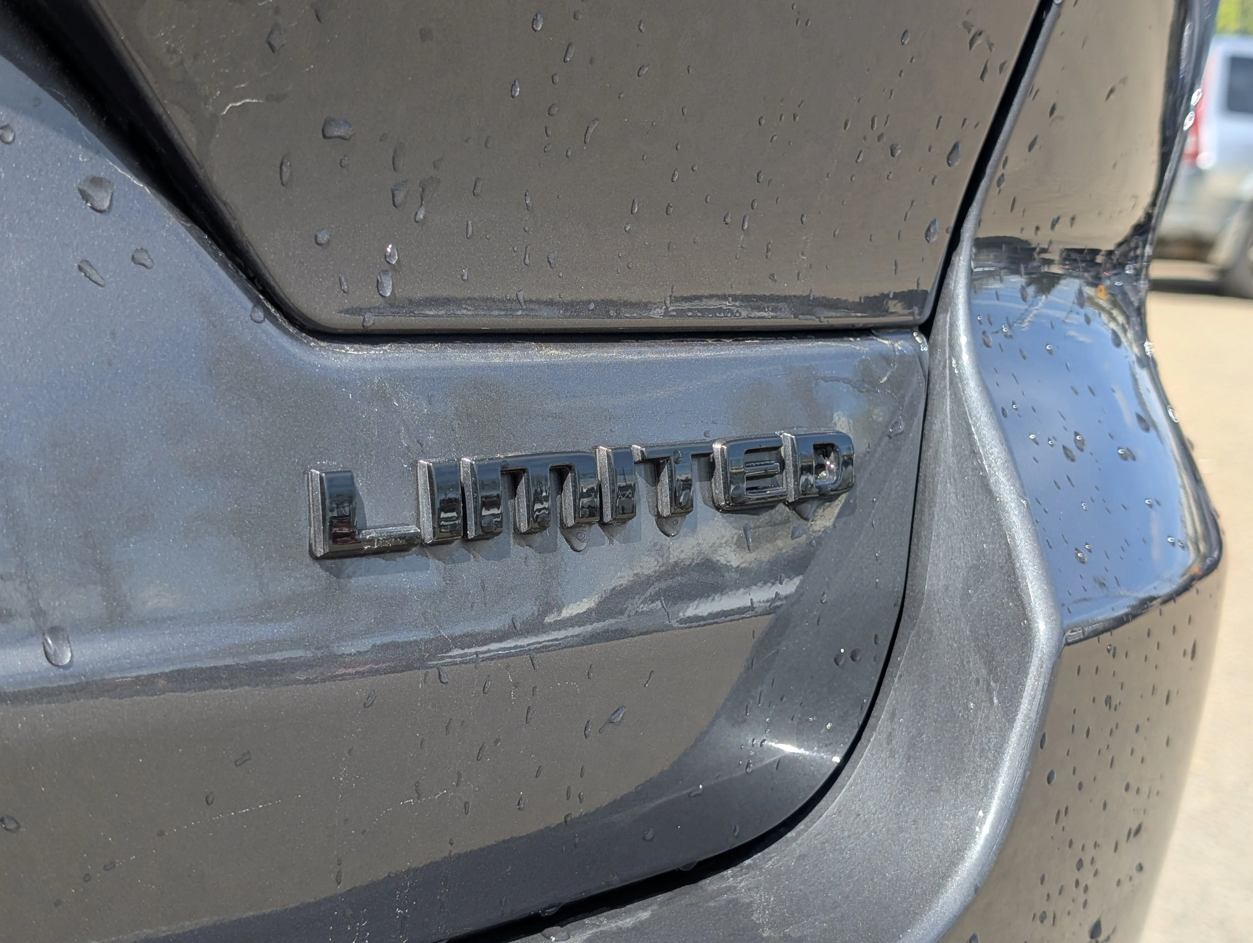 Used 2025 Baltic Grey Metallic Jeep Limited image 14