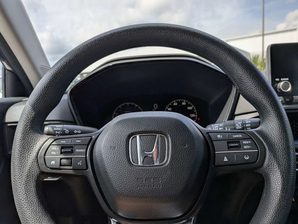 Used 2024  Honda EX image 21