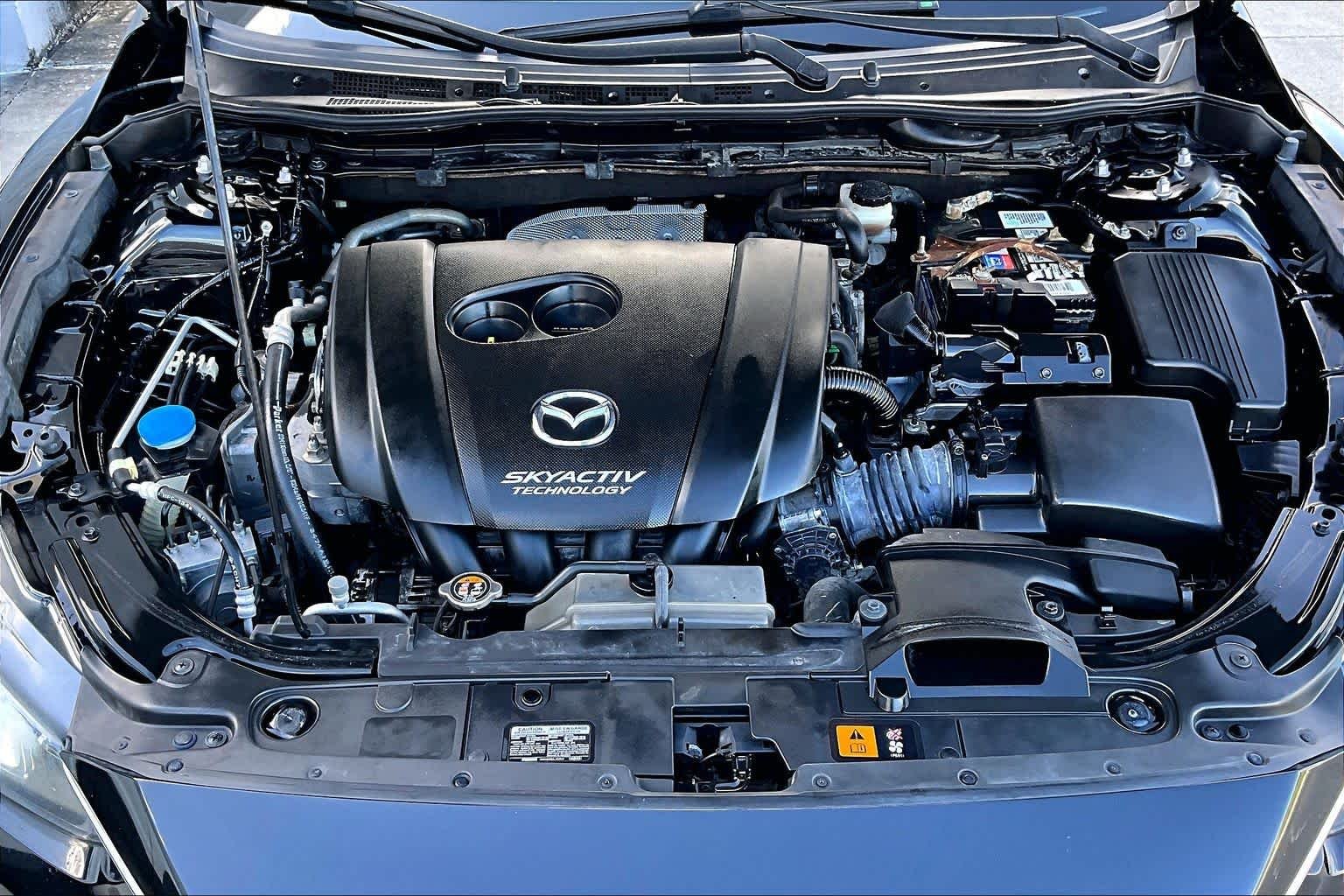 Used 2016 Jet Black Mica Mazda i Touring image 27